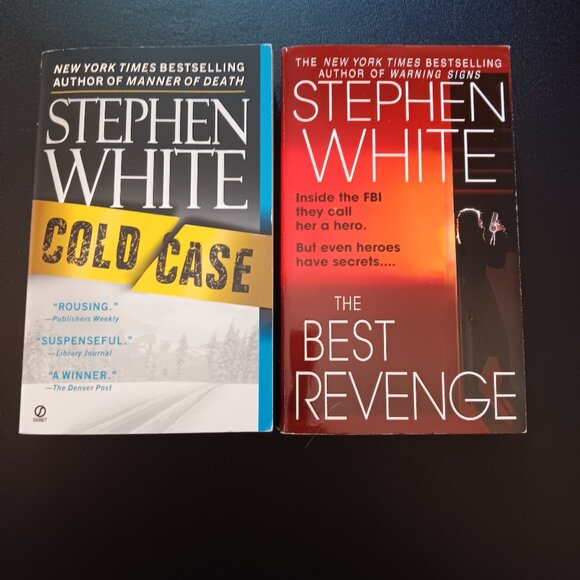 TWO STEPHEN WHITE PAPERBACK NOVELS - Picture 1 of 5